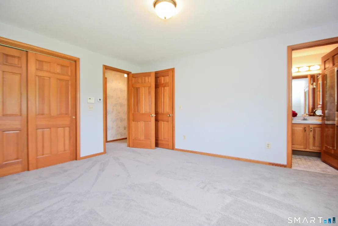 Photo of 310 Thompsonville Road