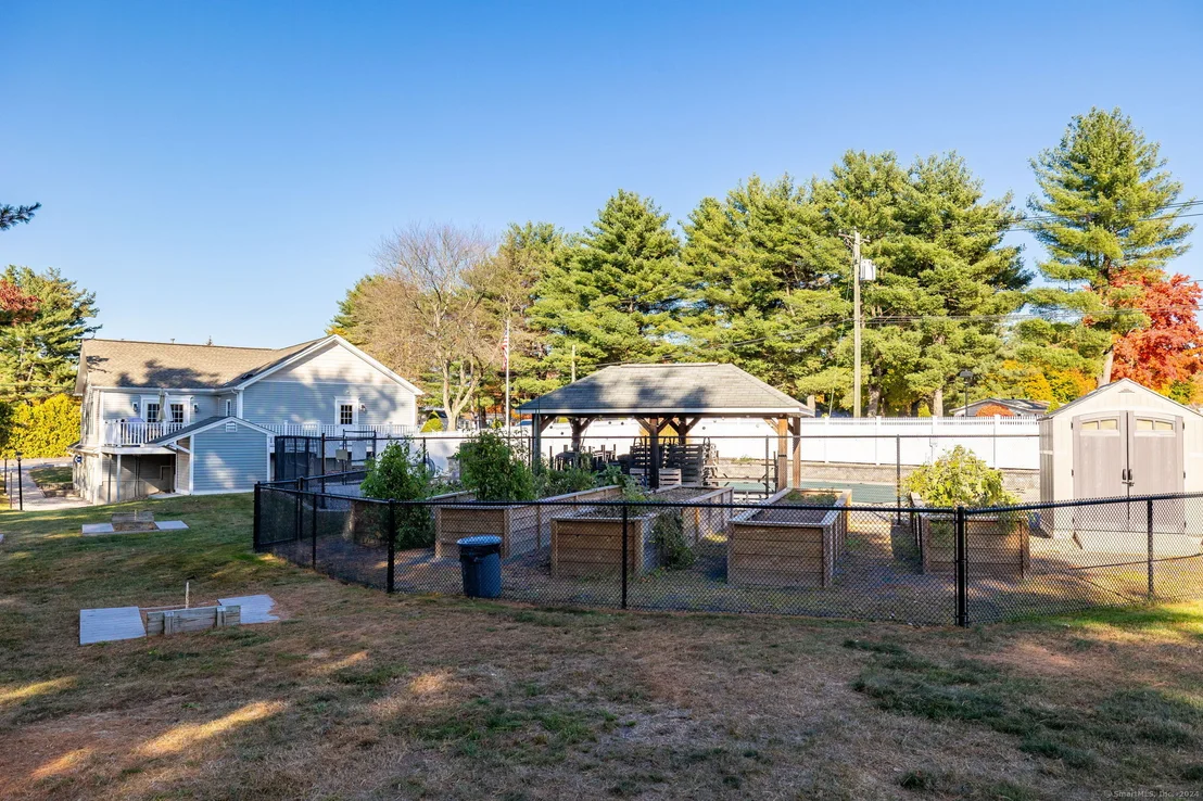 Photo of 6 Red Oak Drive