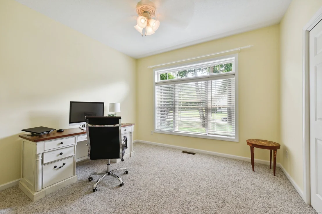 Photo of 204 Bank