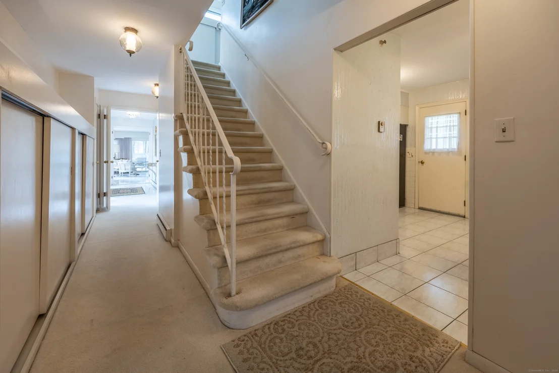 Photo of 276 Peacedale Street