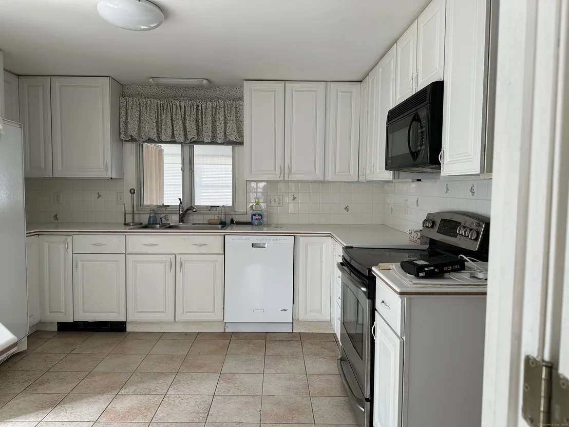 Photo of 13 Brightwater Road