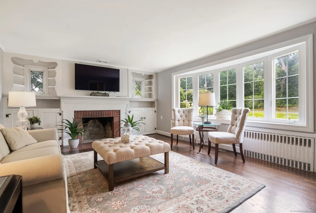 Photo of 297 Pinehurst Road