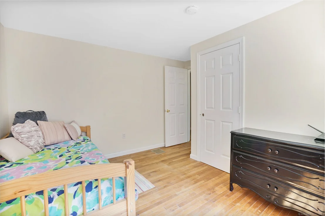 Photo of 34 Pinecrest Road