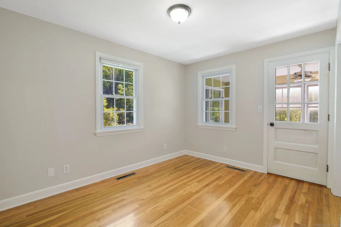 Photo of 9 Ridge Road