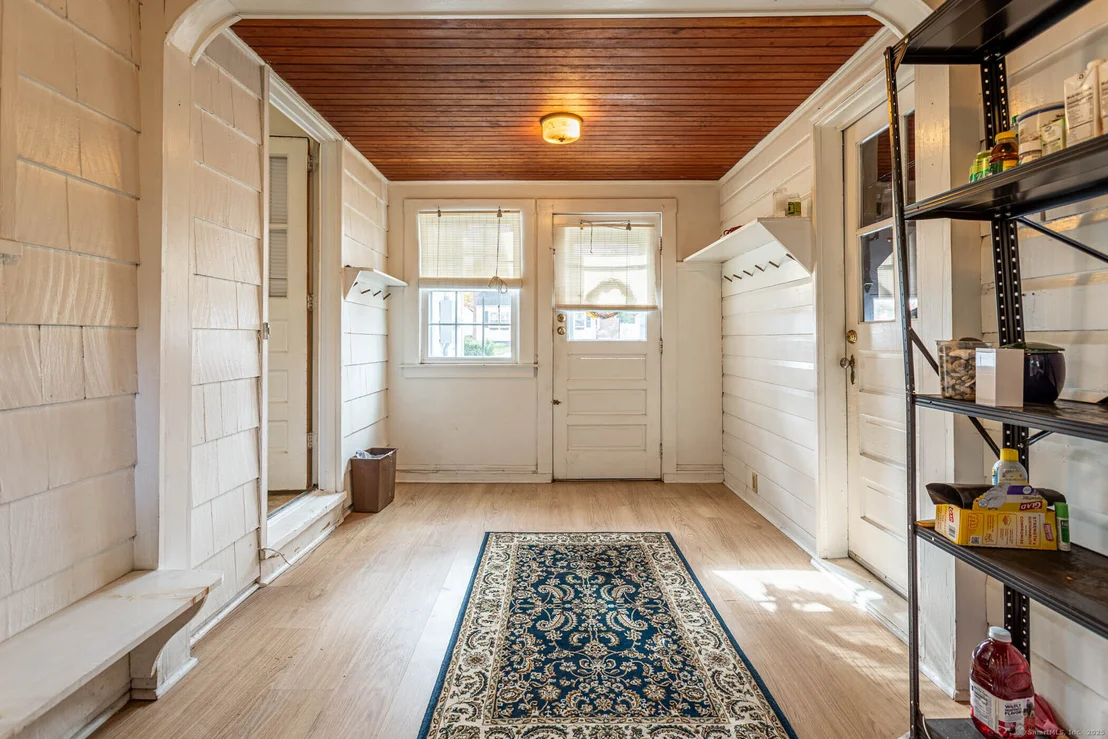 Photo of 9 Deepwood Drive