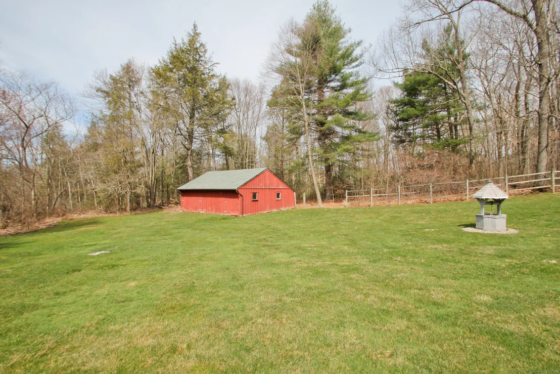 Photo of 1183 Newgate Road