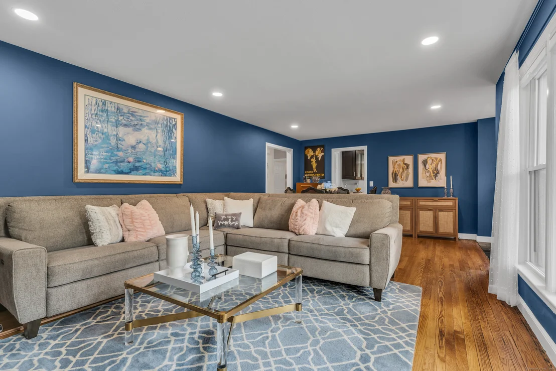 Photo of 56 Leffert Road