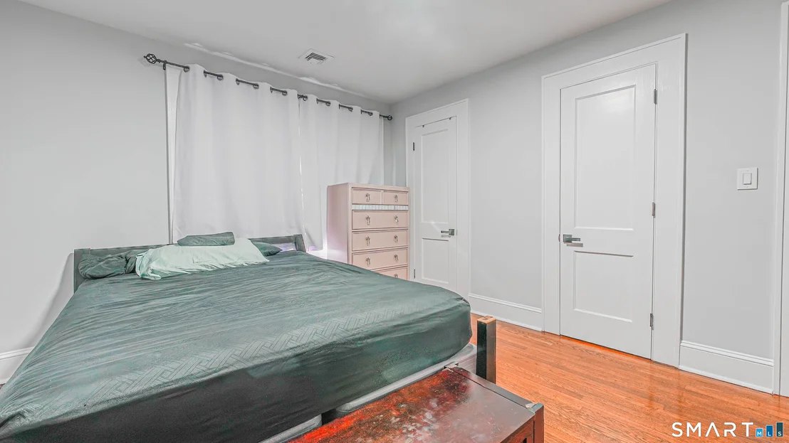 Photo of 1210 Laurel Avenue