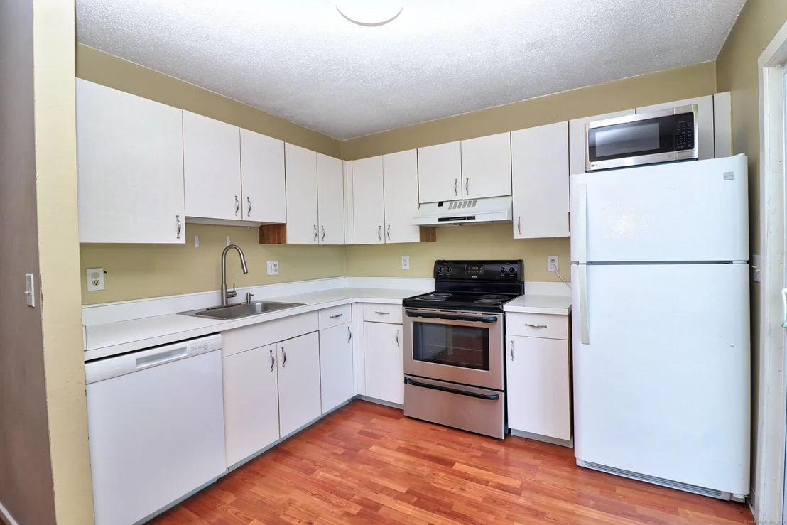 Photo of Unit 102 at 585 Park Road