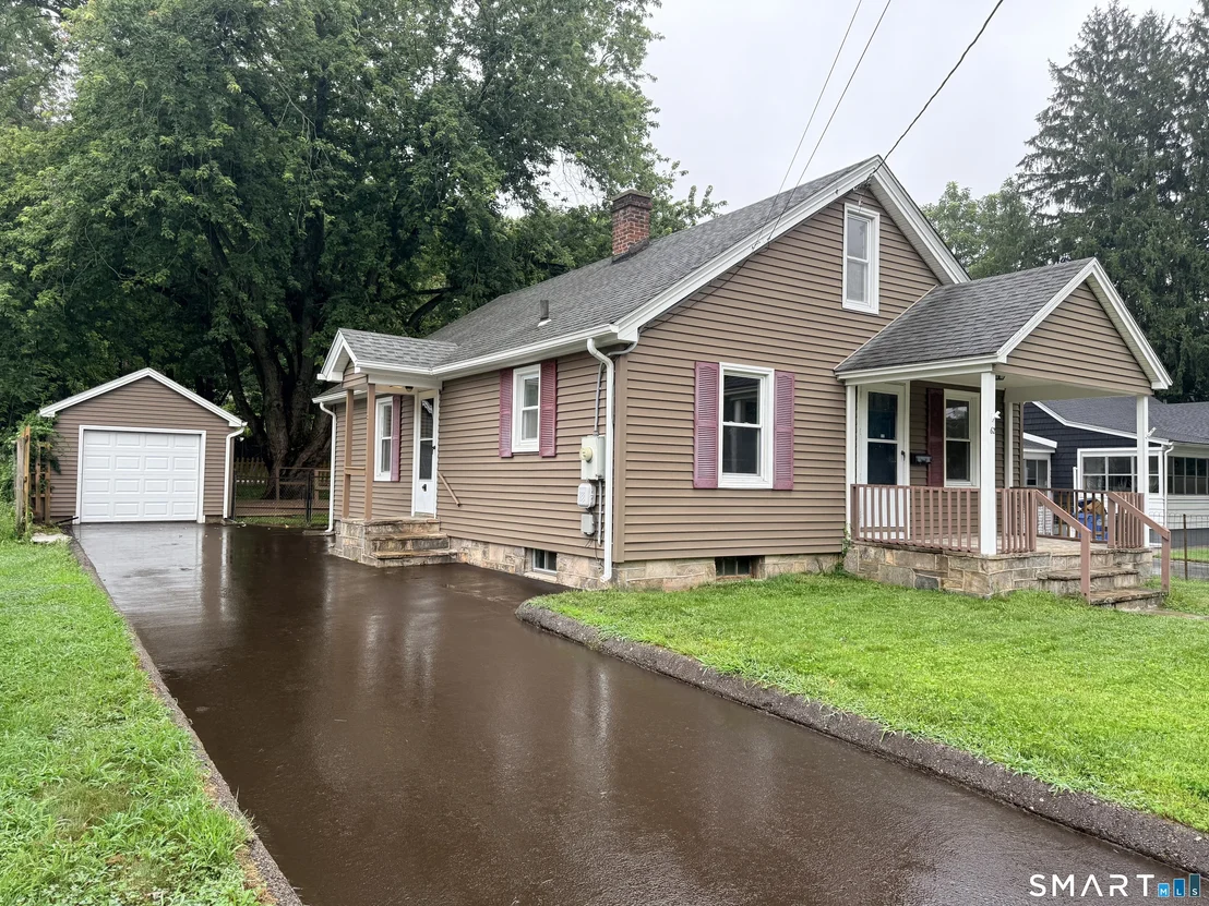 Photo of 62 Mowry Avenue