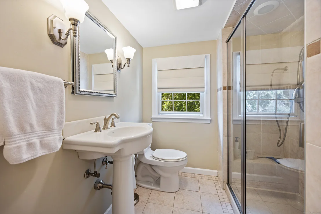 Photo of 57 Bennett Avenue