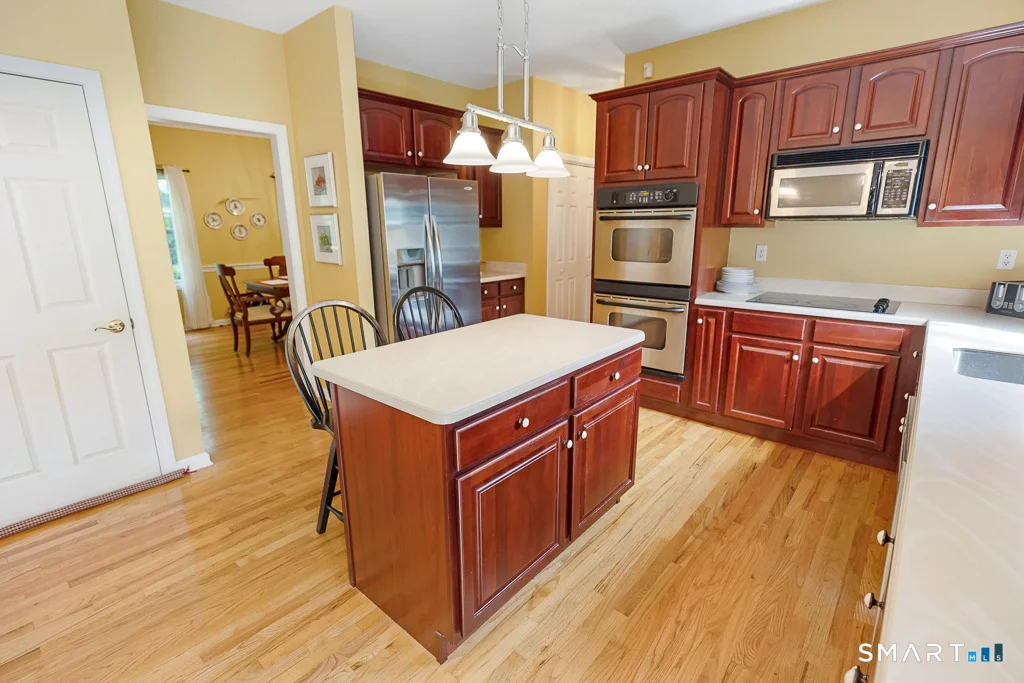 Photo of 9 Taylor Ridge Road