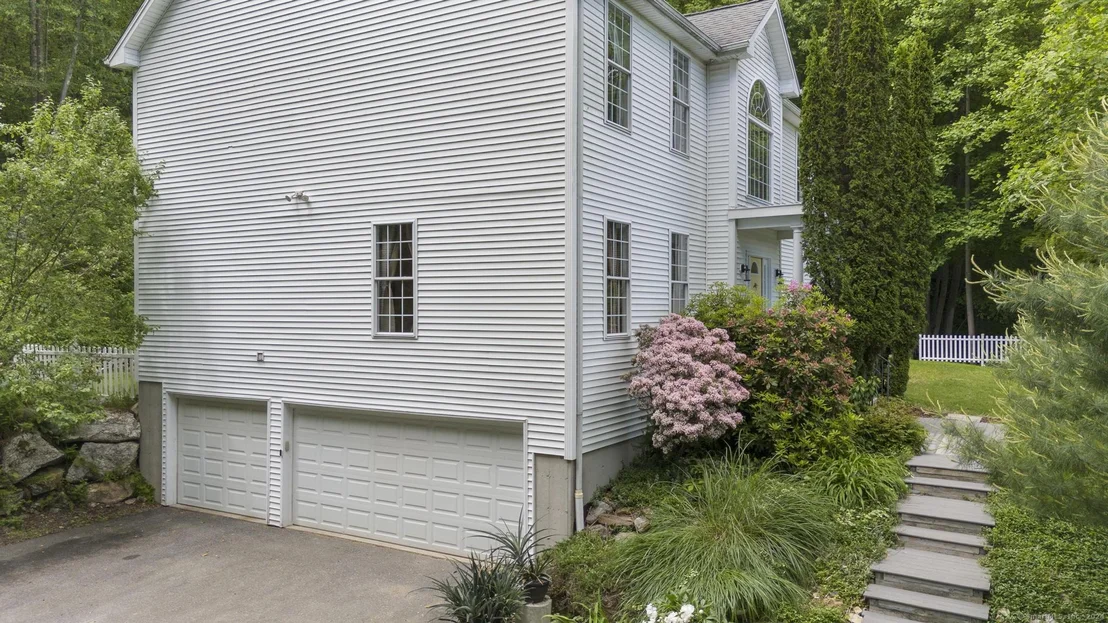 Photo of 76 Brookdale Road