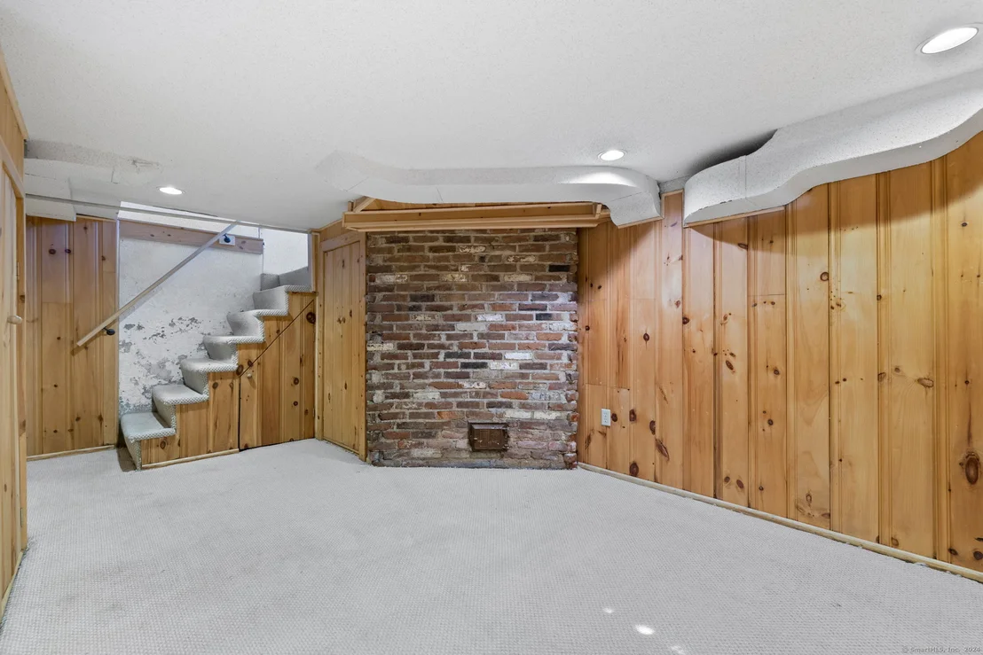 Photo of 1016 Ridge Road