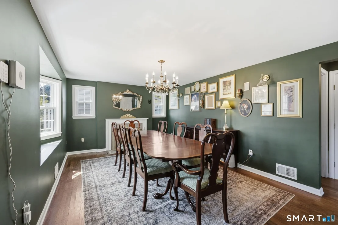 Photo of 124 Jordan Lane