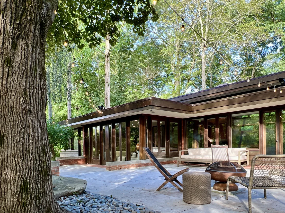 Photo of 32 Deer Run Road