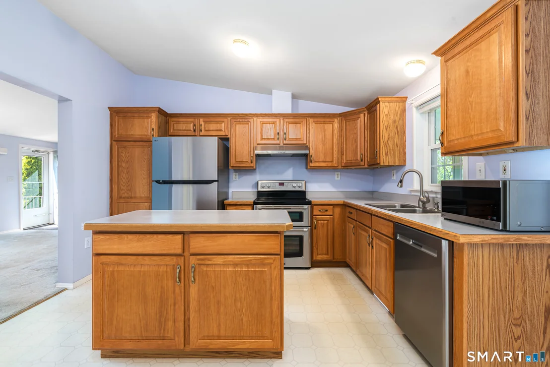 Photo of 17 Laurel Circle