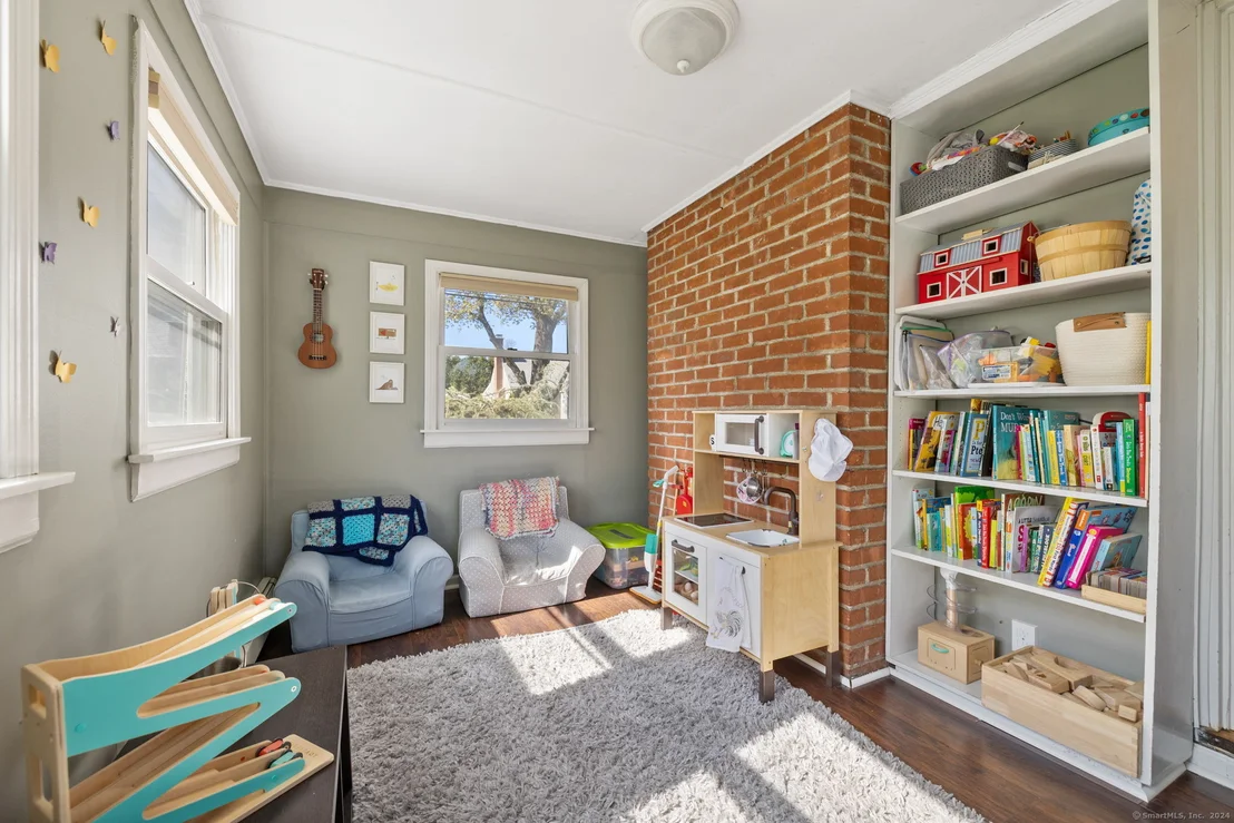 Photo of 21 Carleton Road
