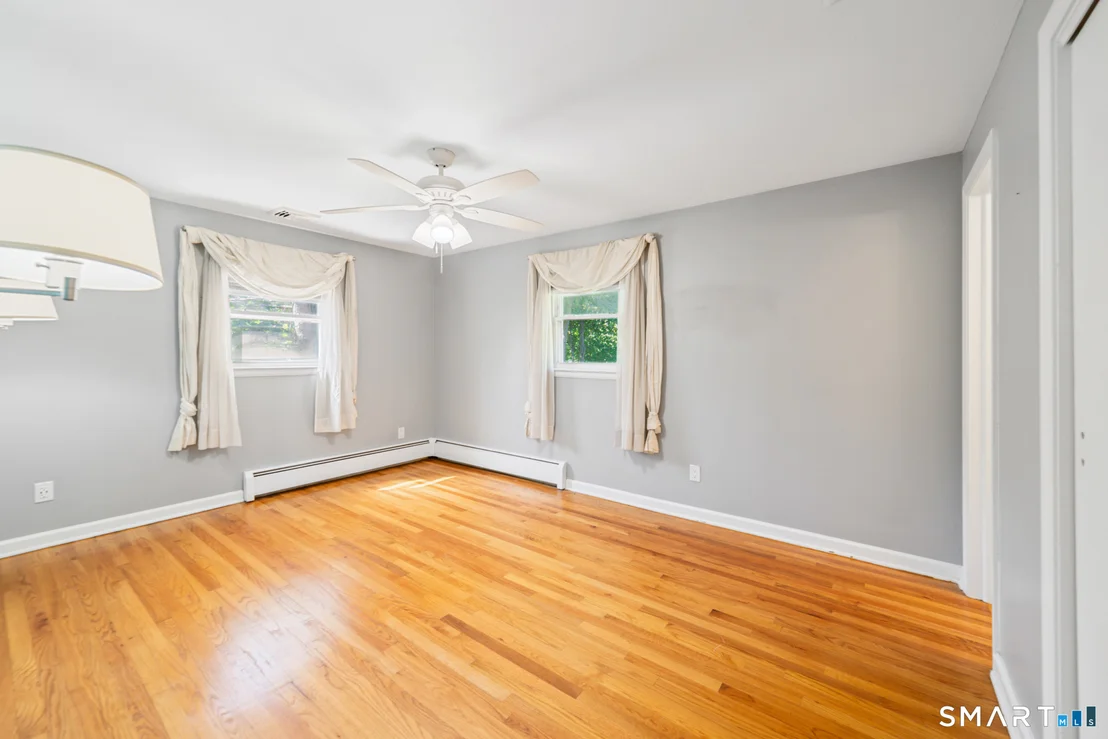 Photo of 12 Meadow Lane