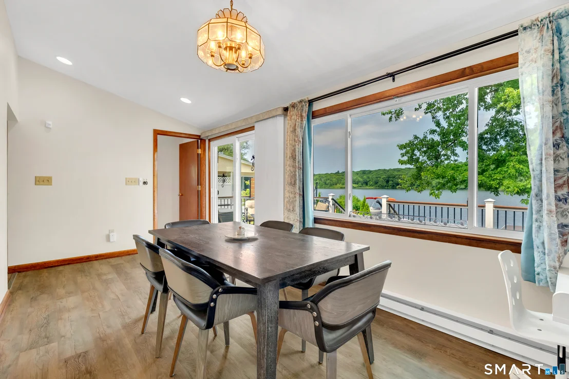 Photo of 51 Lakeview Drive