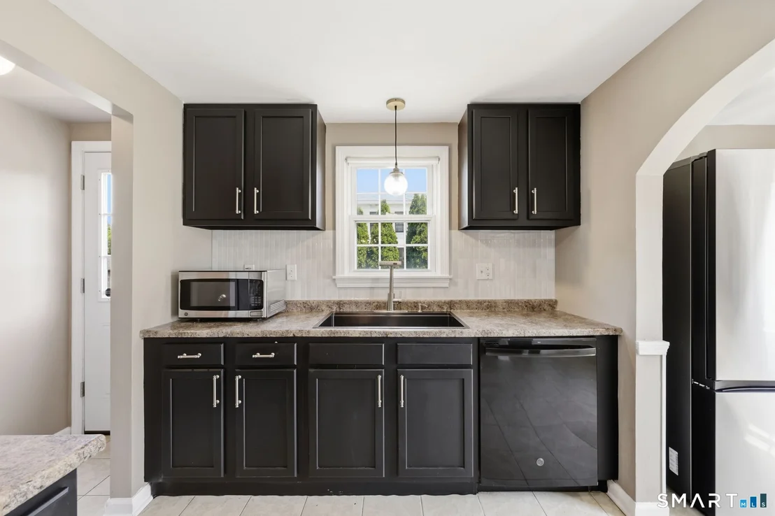 Photo of 124 Jordan Lane