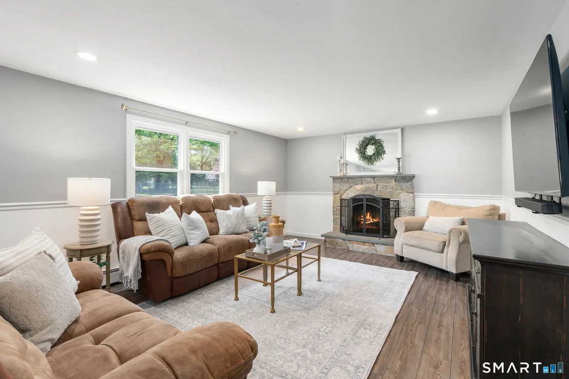 Photo of 200 Lefoll Boulevard