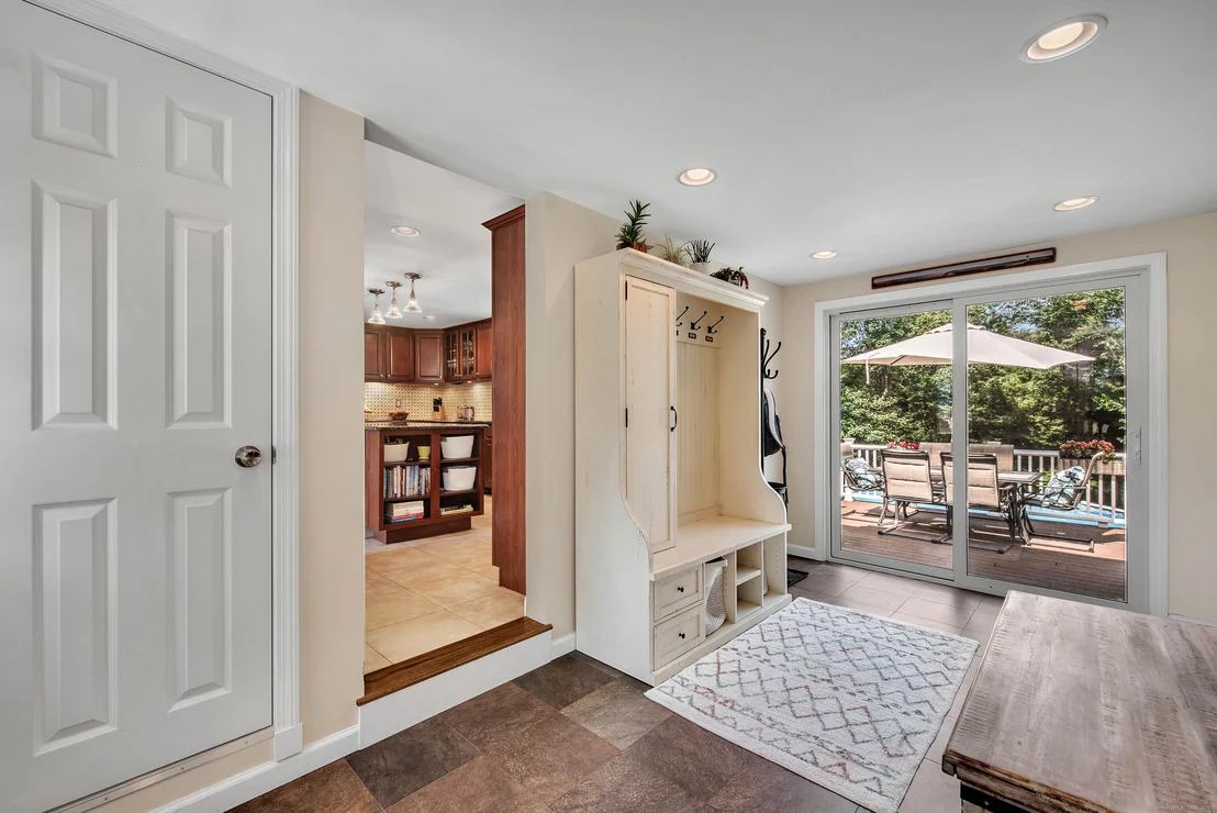 Photo of 25 Maple Ridge Drive