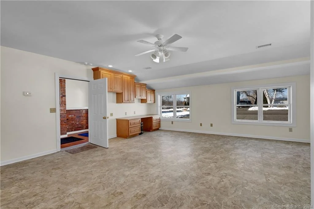 Photo of 309 Savage Hill Road
