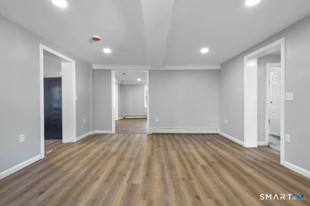 Photo of 6 Lee Avenue