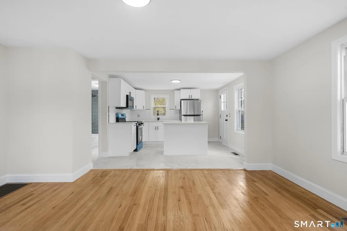 Photo of 21 Russ Road