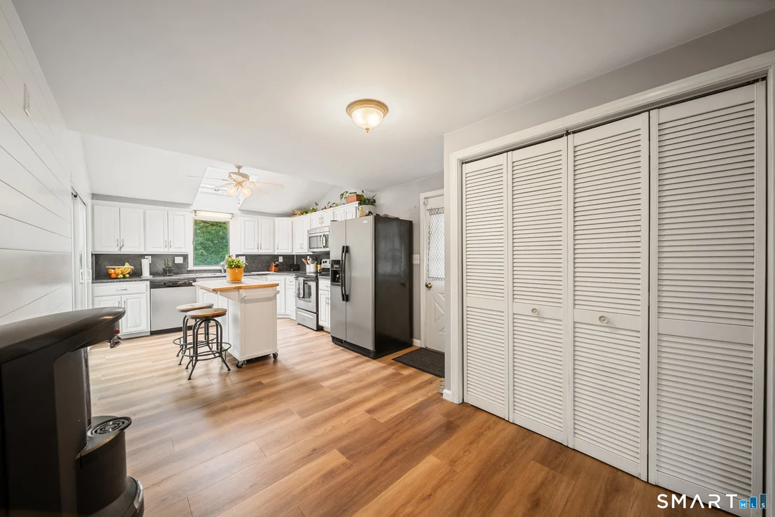 Photo of 115 Mountain View Avenue