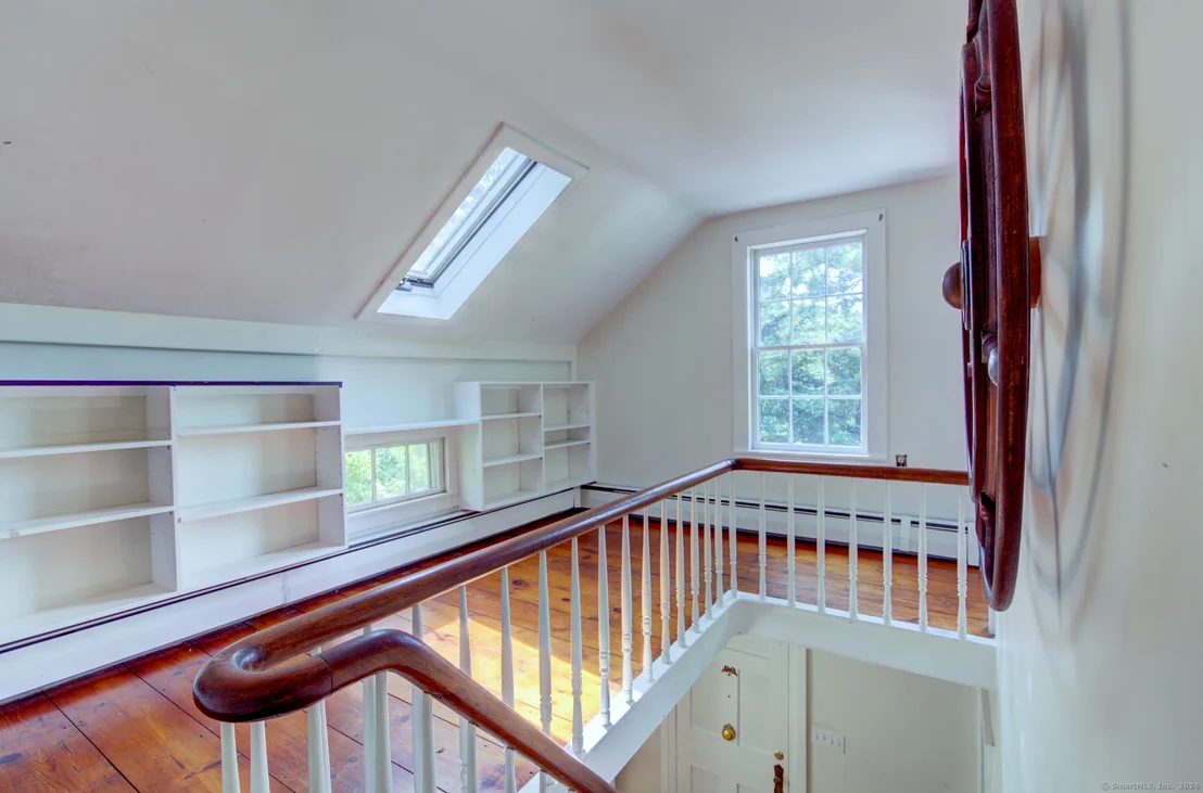 Photo of 12 Meadow Drive