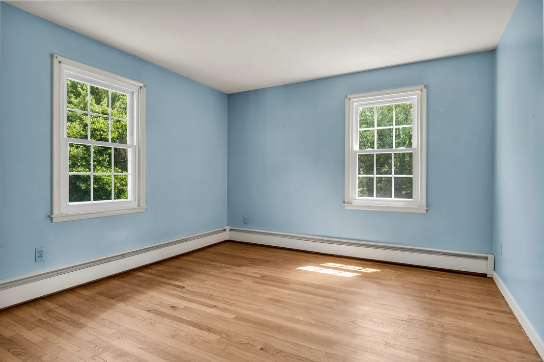 Photo of 11 Winthrop Road