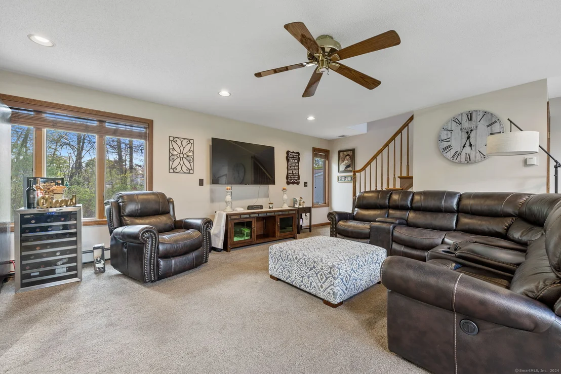 Photo of 67 Shuttlemeadow Road