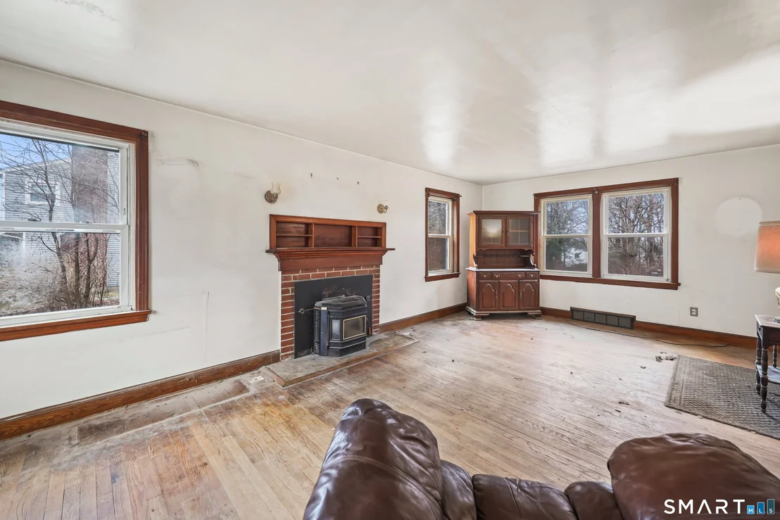 Photo of 76 Clark Hill Road