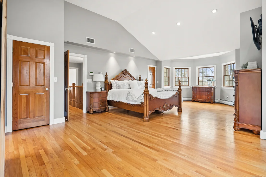 Photo of 17 Beverly Drive