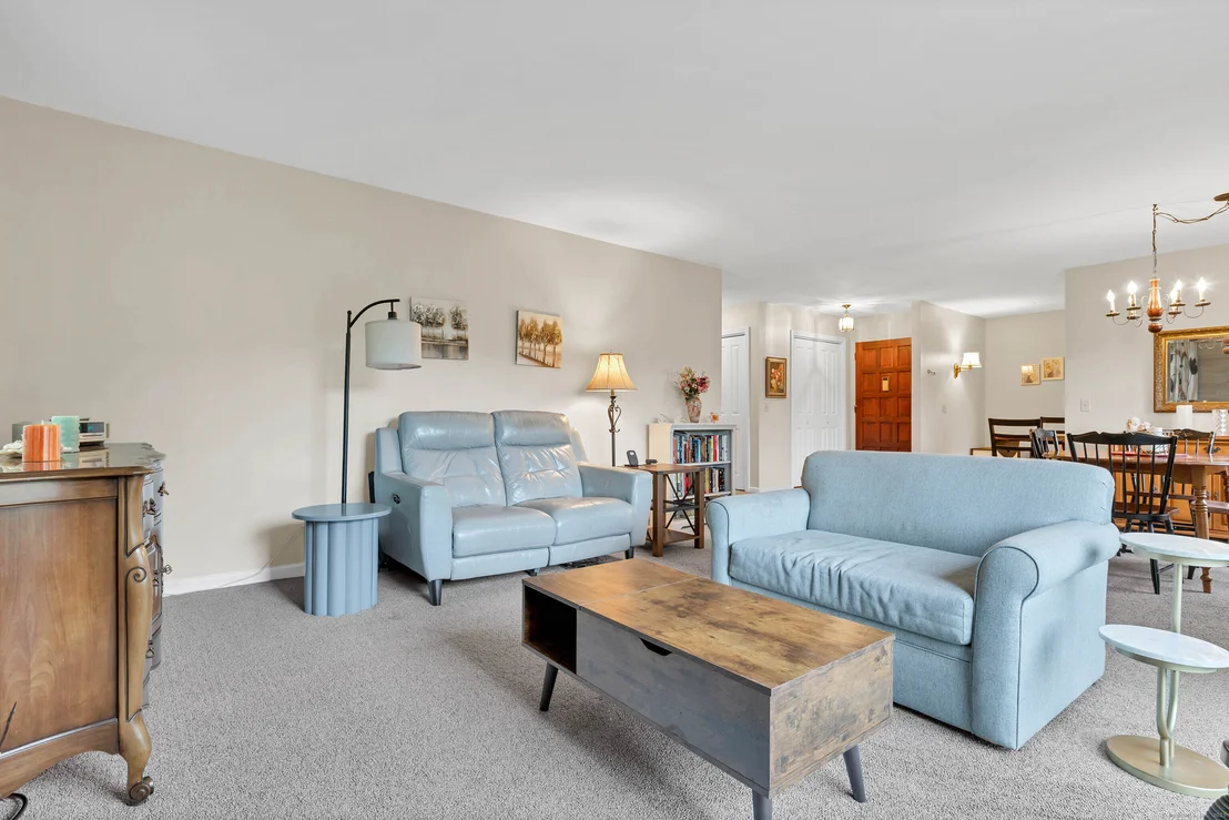 Photo of Unit APT9B at 91 Riverview Road