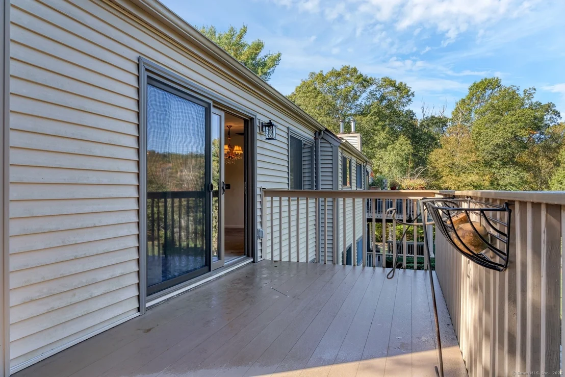 Photo of Unit APT7B at 91 Riverview Road
