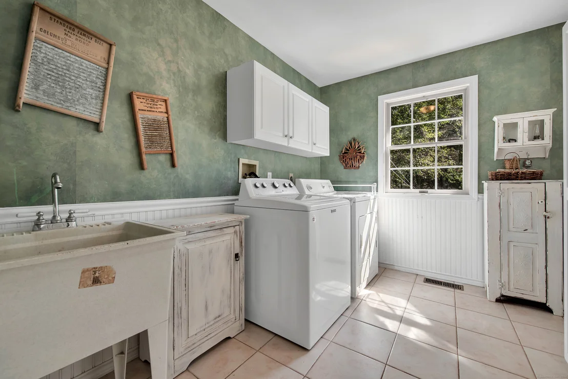 Photo of 106 Barnes Hill Road