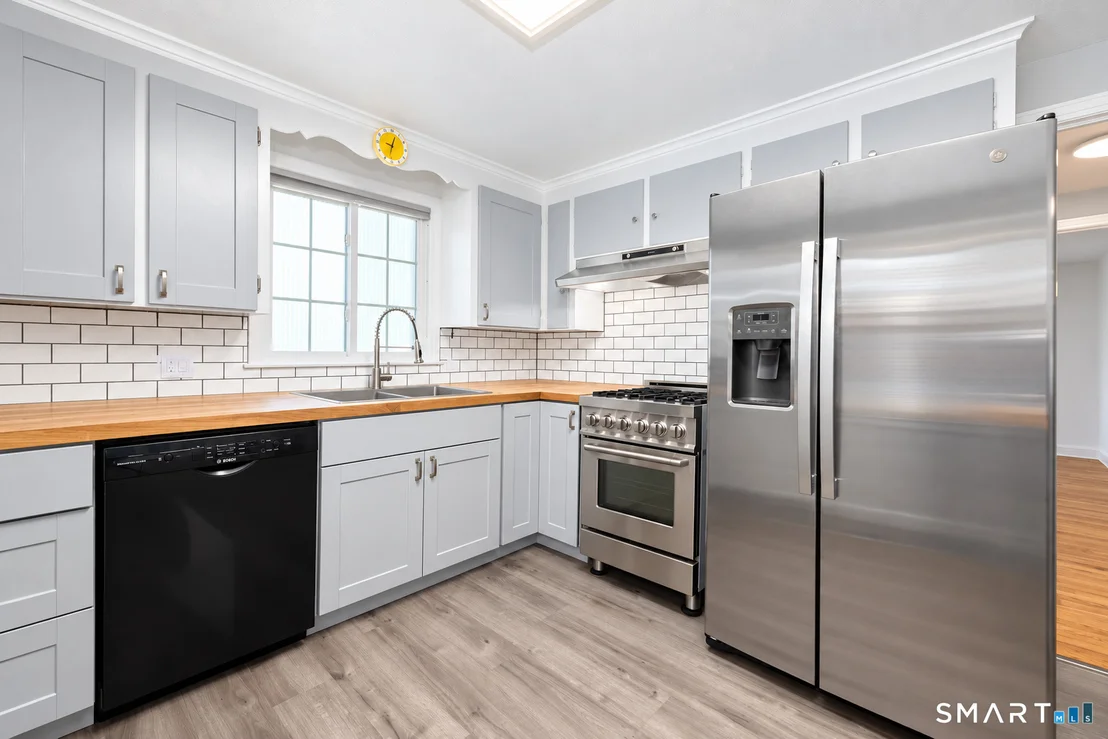 Photo of 302 Brimfield Road