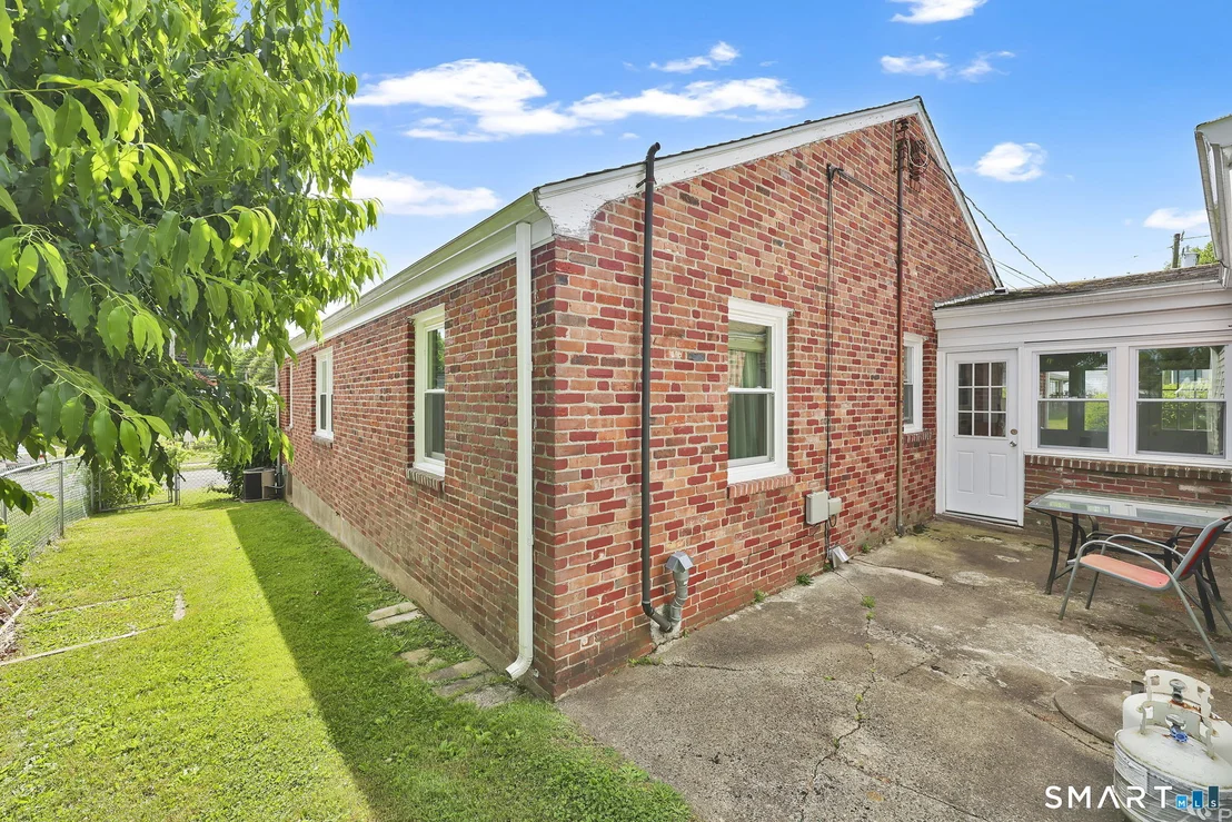 Photo of 104 Exeter Street