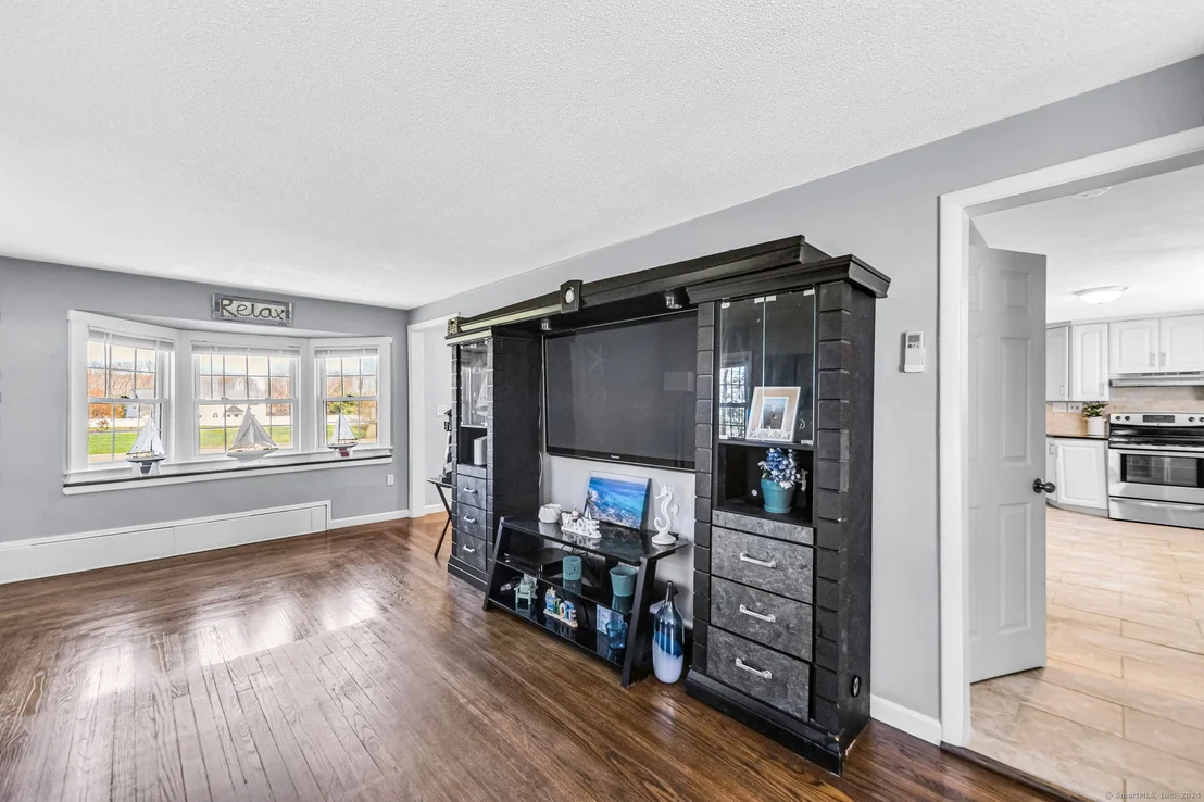 Photo of 611 Halladay Avenue