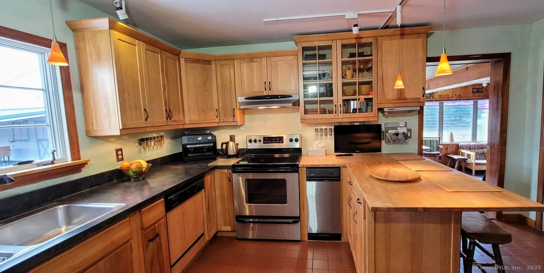 Photo of 58 Botsford Hill Road