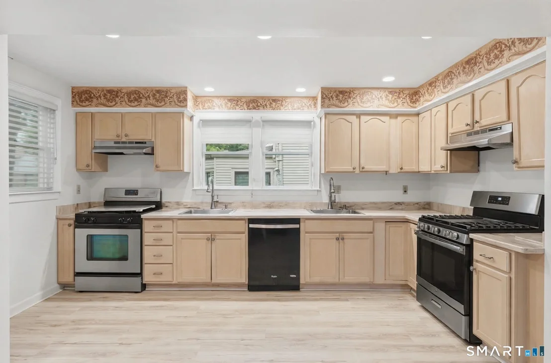 Photo of 114 Colony Road