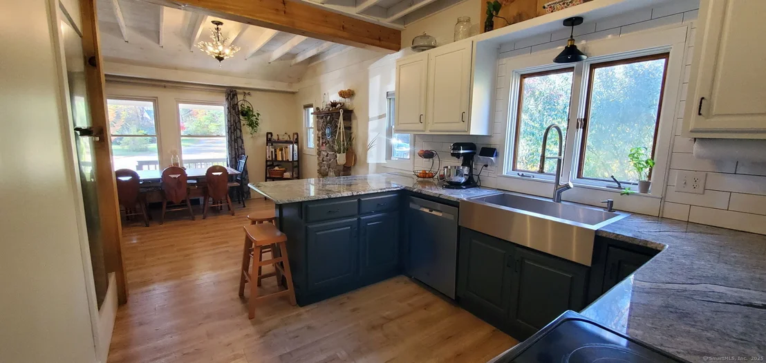 Photo of 93 Jericho Road