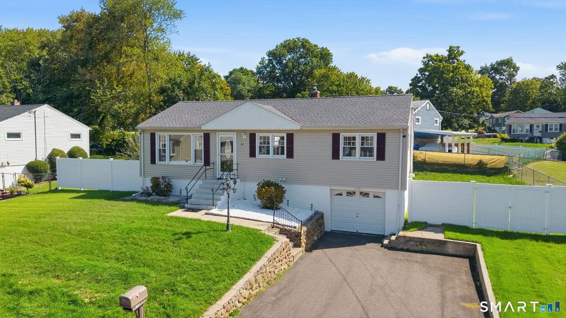 Photo of 144 Beatrice Drive