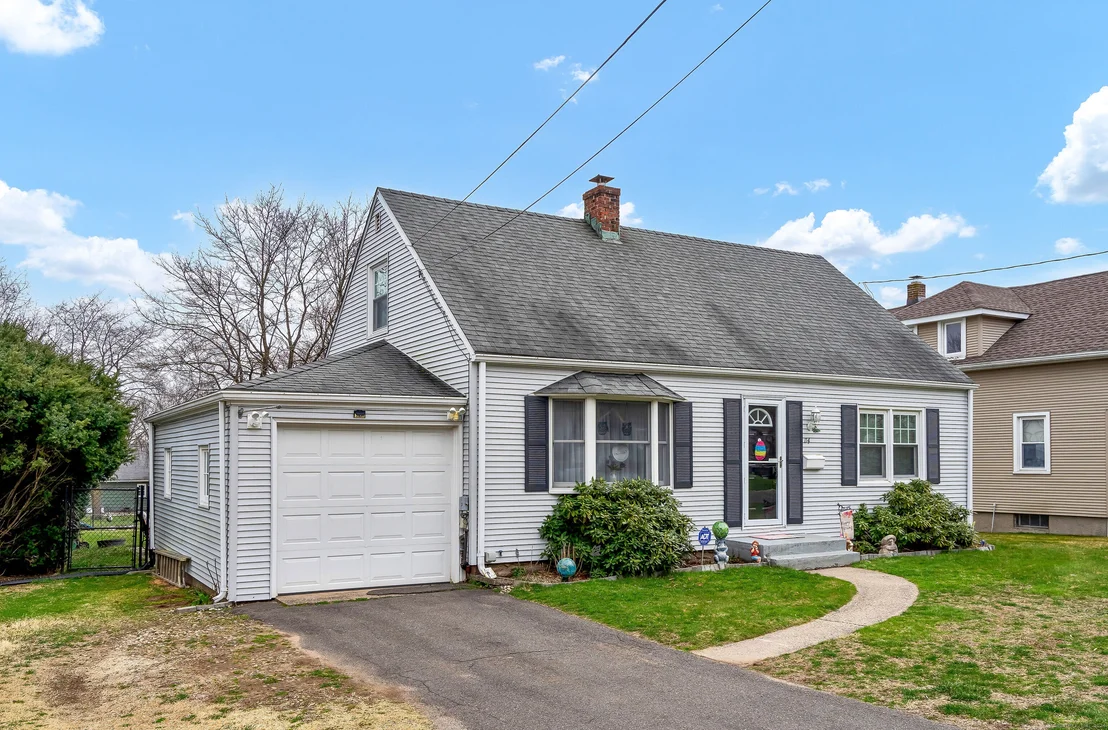 Photo of 114 Mercier Avenue