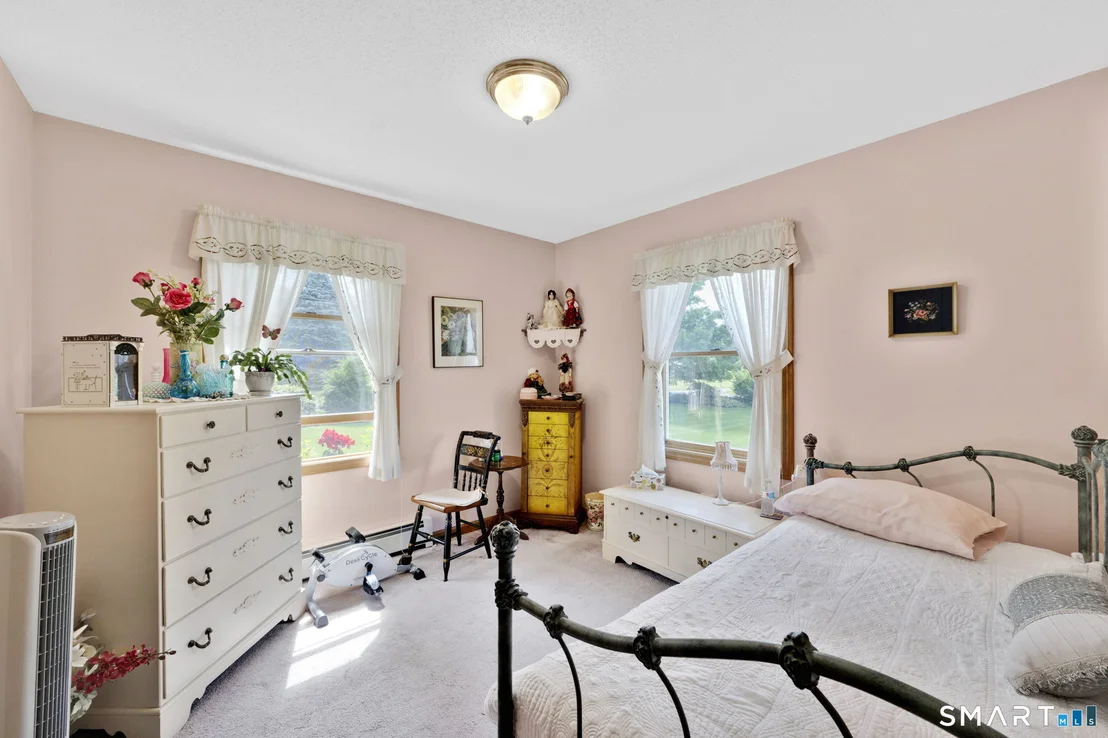 Photo of 32 Kibbe Road