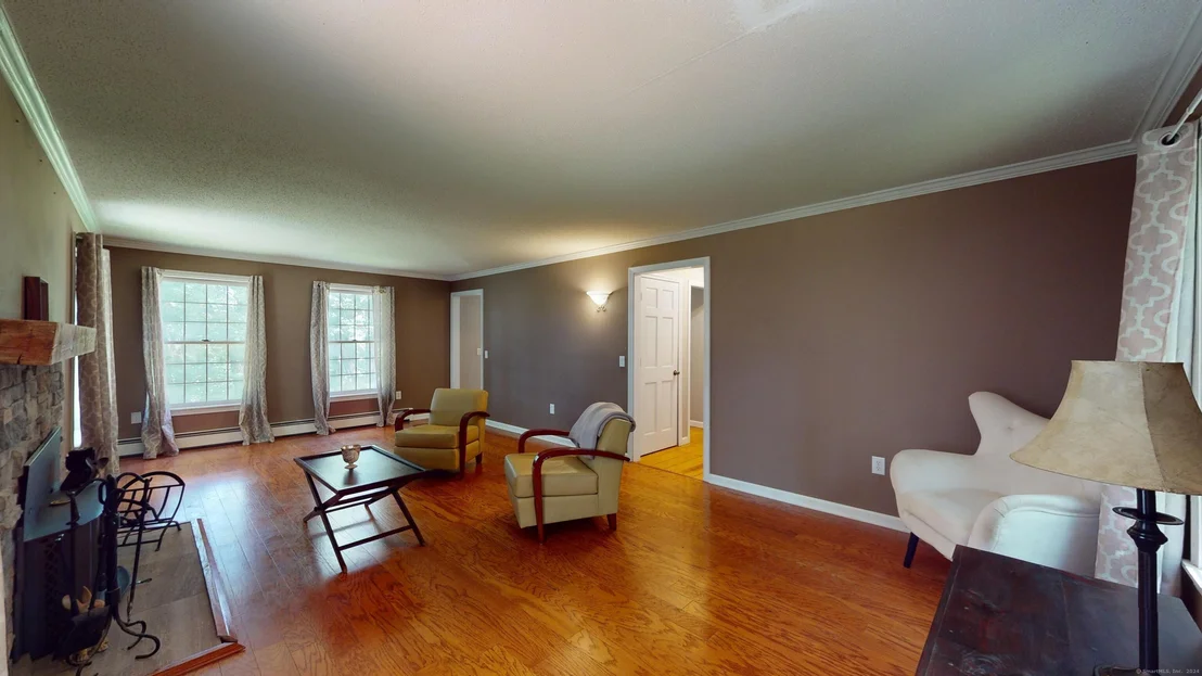 Photo of 3295 Mountain Road