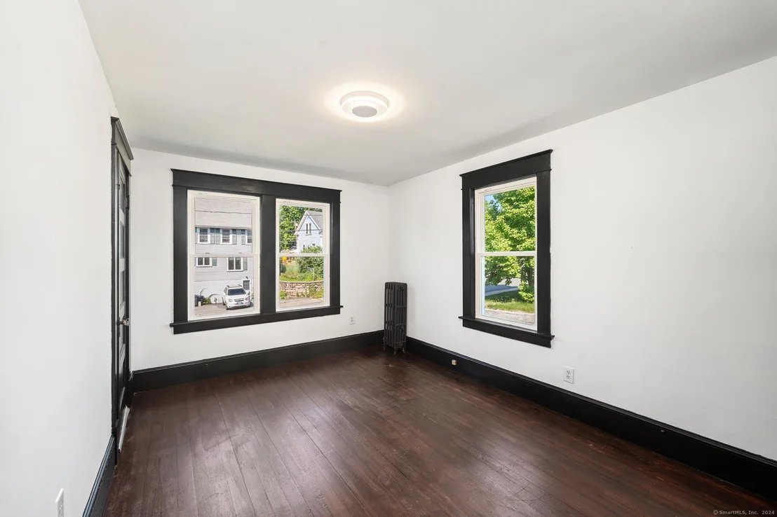Photo of 135 Franklin Street